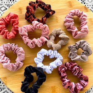 10 Hair scrunchies varieties of colors